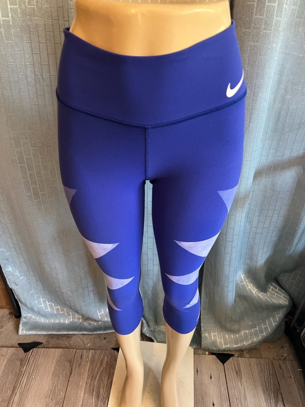 Nike Royal Blue Cropped Leggings with White Swoosh